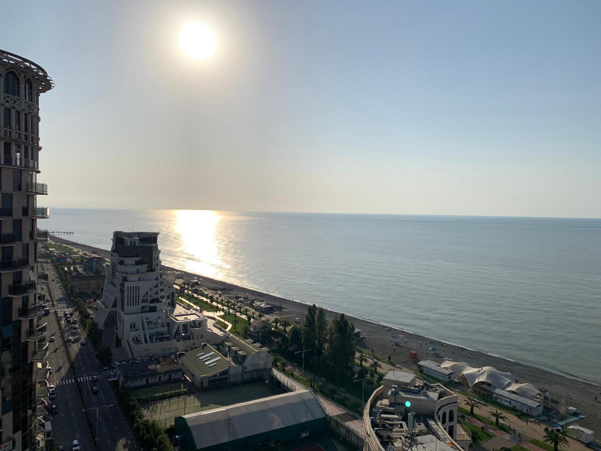 Orbi Sea Towers Apart Hotel Batumi Eksteriør bilde