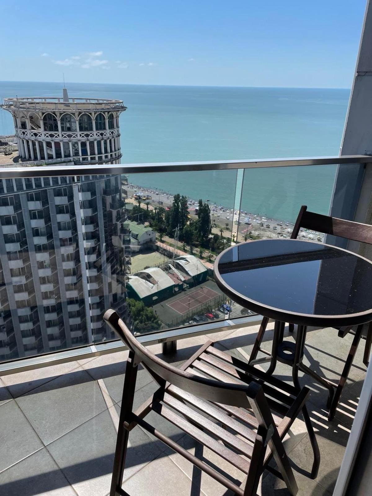 Orbi Sea Towers Apart Hotel Batumi Eksteriør bilde