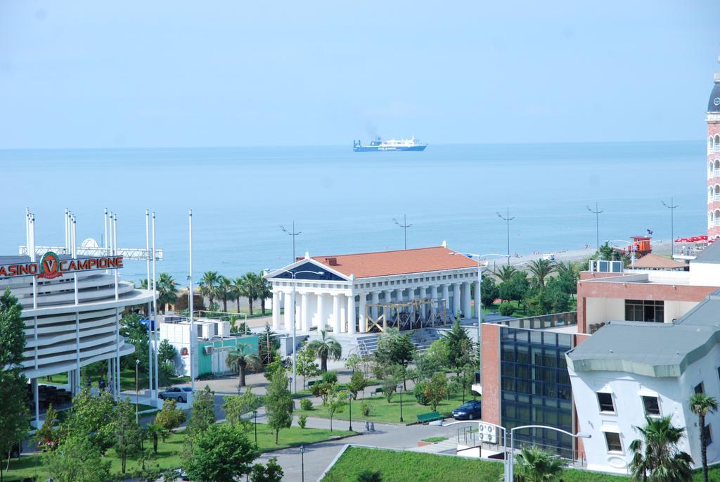 Orbi Sea Towers Apart Hotel Batumi Eksteriør bilde